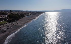 Stamatakis Boutique Studios